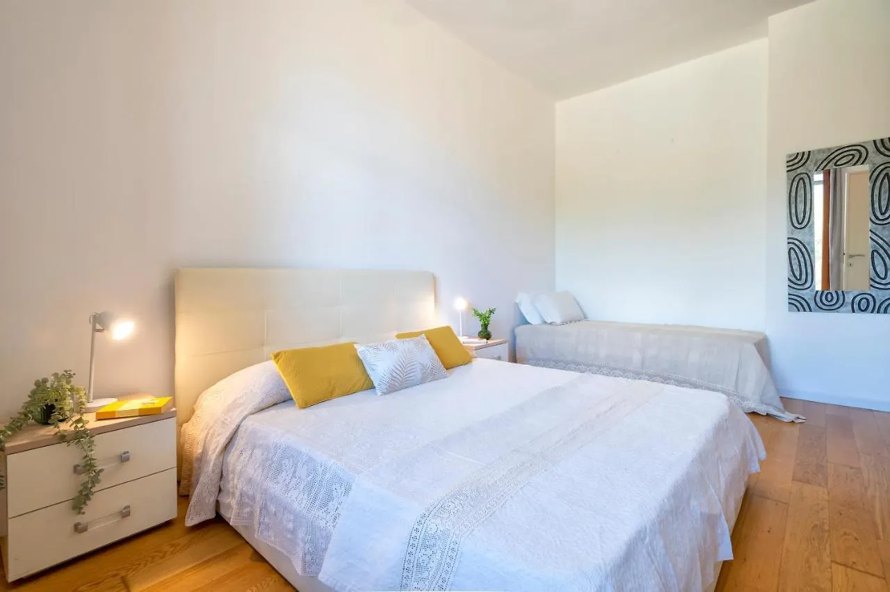 Villa Surrounded By Centuries-Old Olive Trees Alguer 0*,  Italia