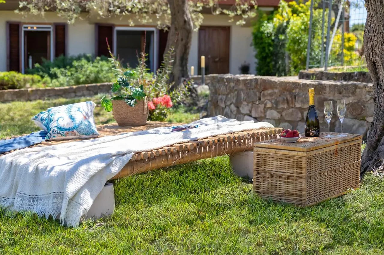 Villa Surrounded By Centuries-Old Olive Trees Alguer